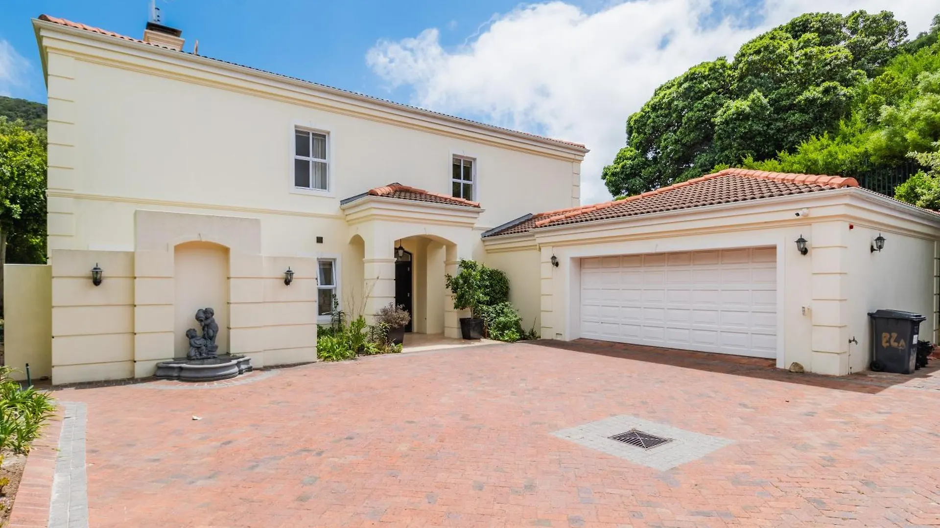 Luxury Family Villa Near Beach With Grill And Workspace Città del Capo